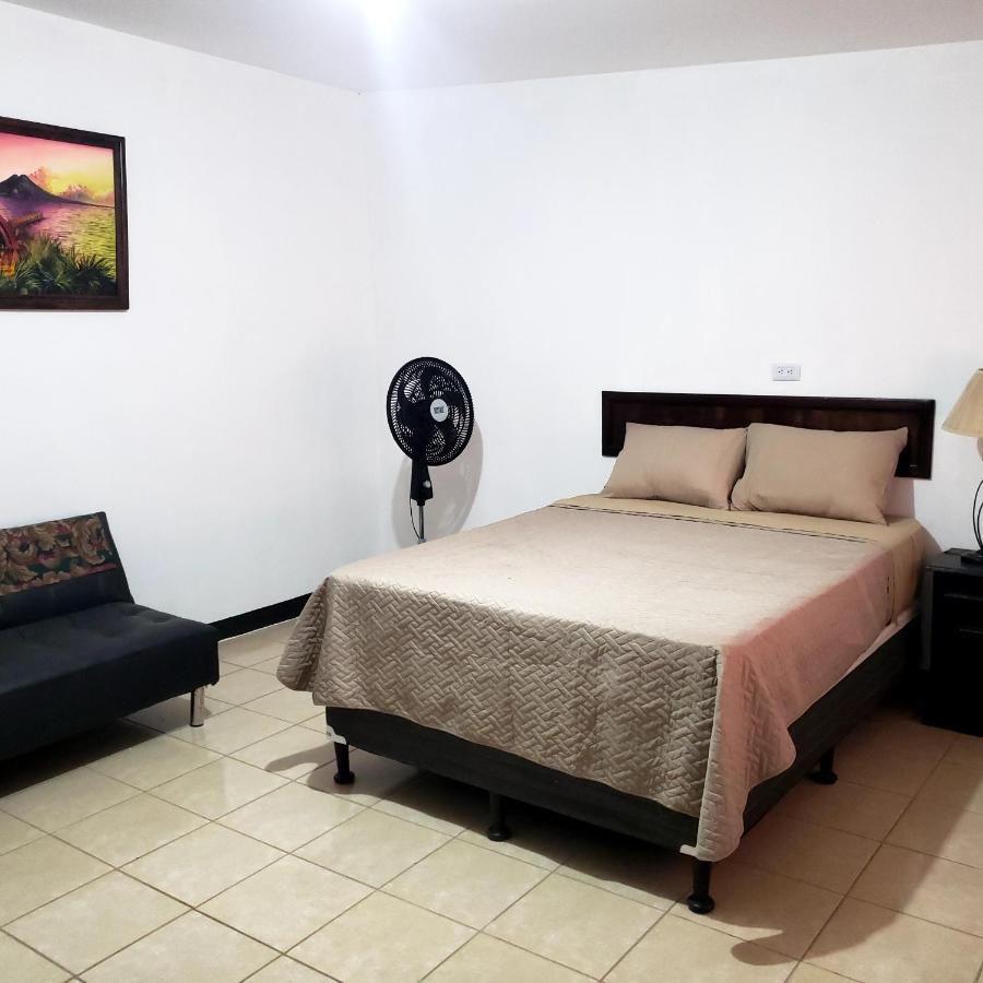 Judys Home - Bed And Breakfast 雷塔卢莱乌 外观 照片